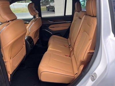 2025 Jeep Grand Cherokee Summit