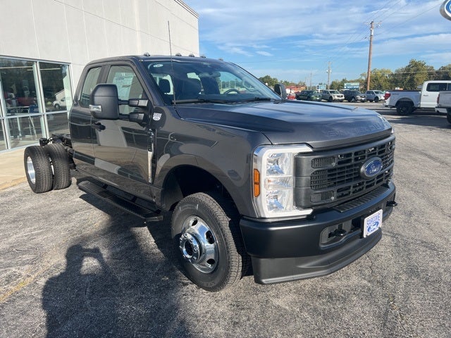 2026 Ford F-350SD XL DRW