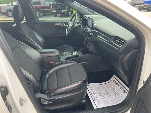 2023 Ford Escape Hybrid ST-Line