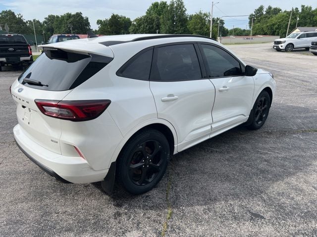 2023 Ford Escape Hybrid ST-Line