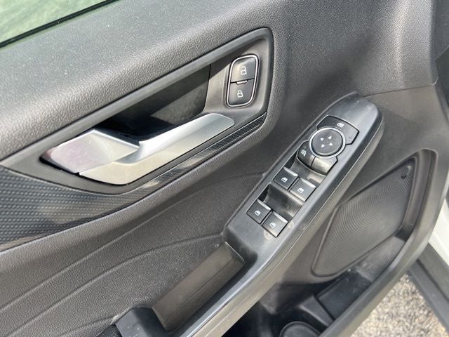 2023 Ford Escape Hybrid ST-Line