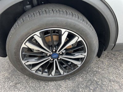 2021 Ford Escape SEL
