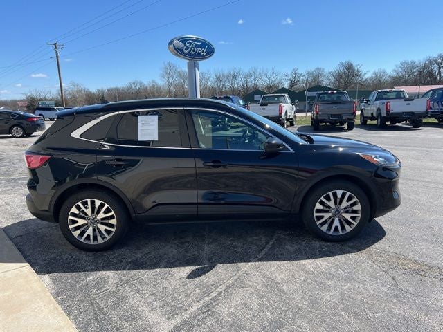 2022 Ford Escape Titanium