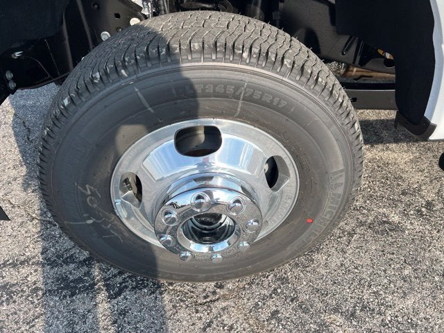 2027 Ford F-350SD XLT DRW