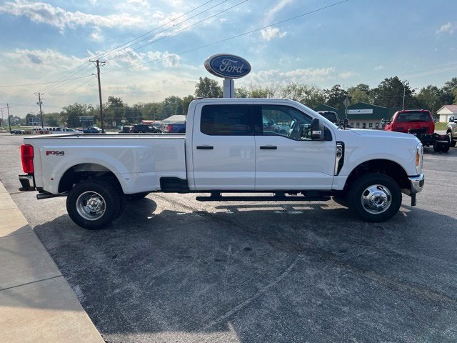 2027 Ford F-350SD XLT DRW