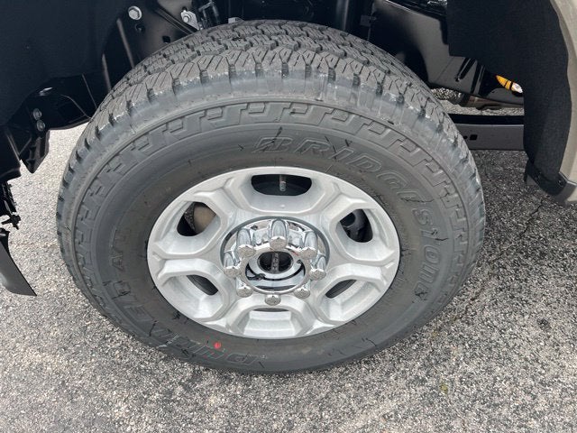 2027 Ford F-350SD XLT