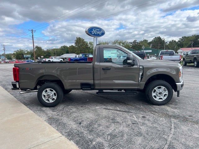 2027 Ford F-350SD XLT
