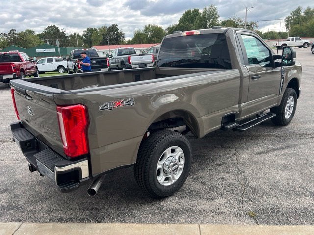 2027 Ford F-350SD XLT