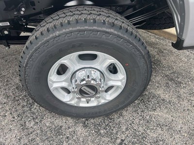 2027 Ford F-350SD XLT