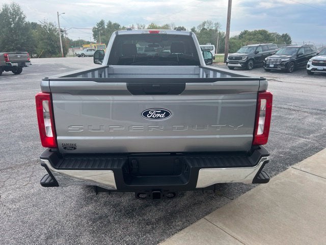 2027 Ford F-350SD XLT