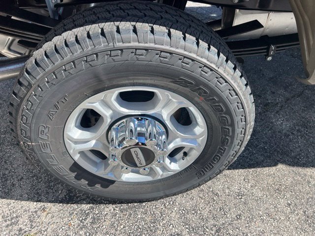 2027 Ford F-350SD XLT