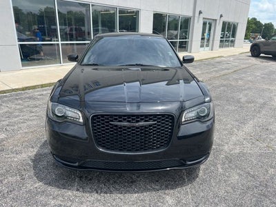 2022 Chrysler 300 Touring