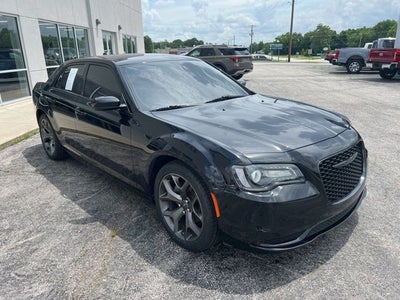 2022 Chrysler 300 Touring