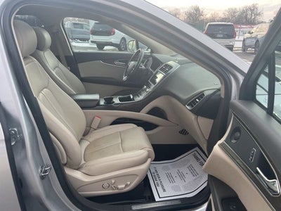 2019 Lincoln Nautilus Reserve