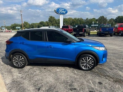 2023 Nissan Kicks SV